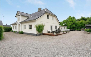 Awesome Apartment In Hejls With Kitchen